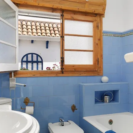 Holiday home Hauzify I Casa Colonial