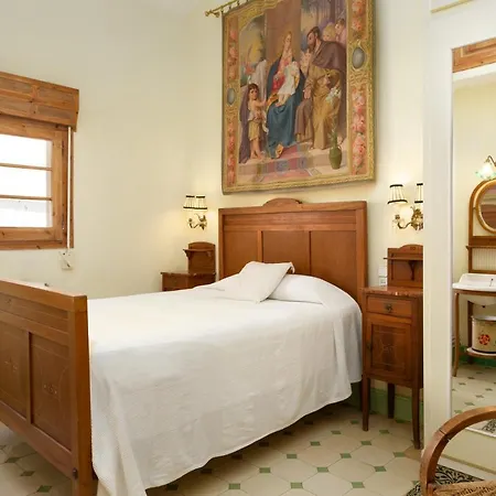 Hauzify I Casa Colonial Sant Pol De Mar